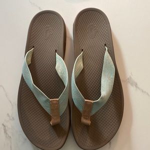 Chaco flip flops